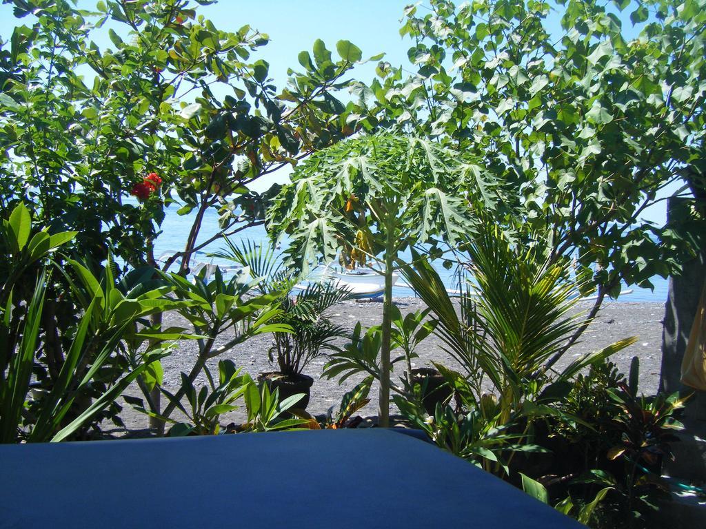 Alur Beach Homestay Амед Екстер'єр фото