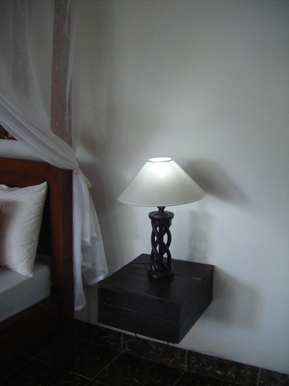 Alur Beach Homestay Амед Номер фото