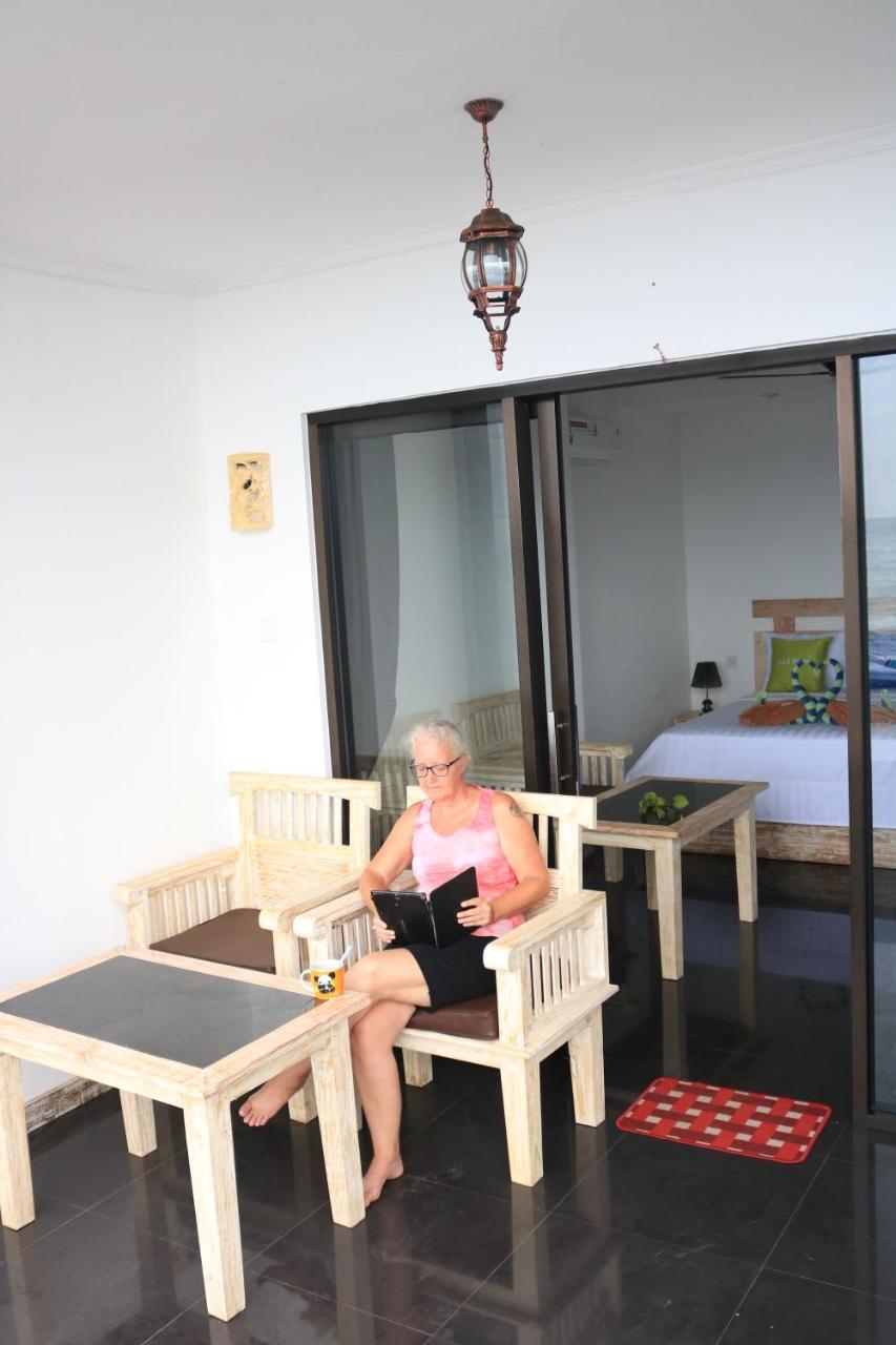 Alur Beach Homestay Амед Екстер'єр фото
